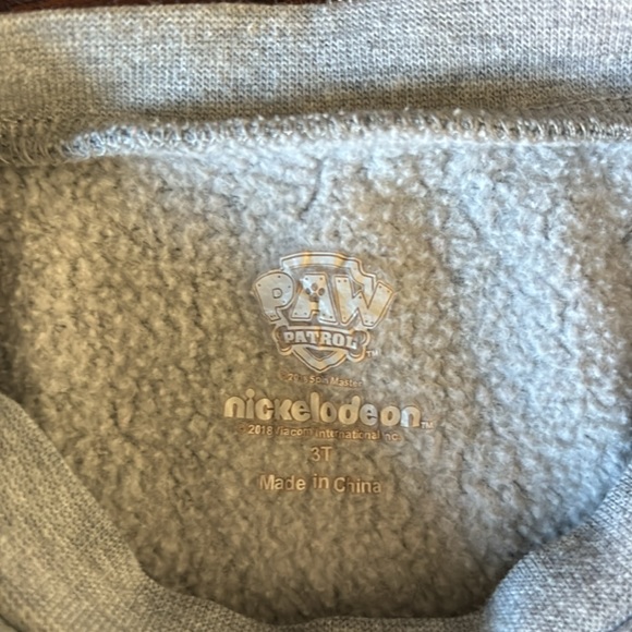 Nickelodeon Paw Patrol 3T Sweatshirt with embroidered capes - Picture 3 of 4